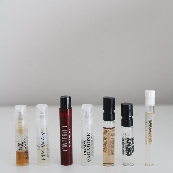 White Floral Designer & Niche Samples - Picture 10 of 11